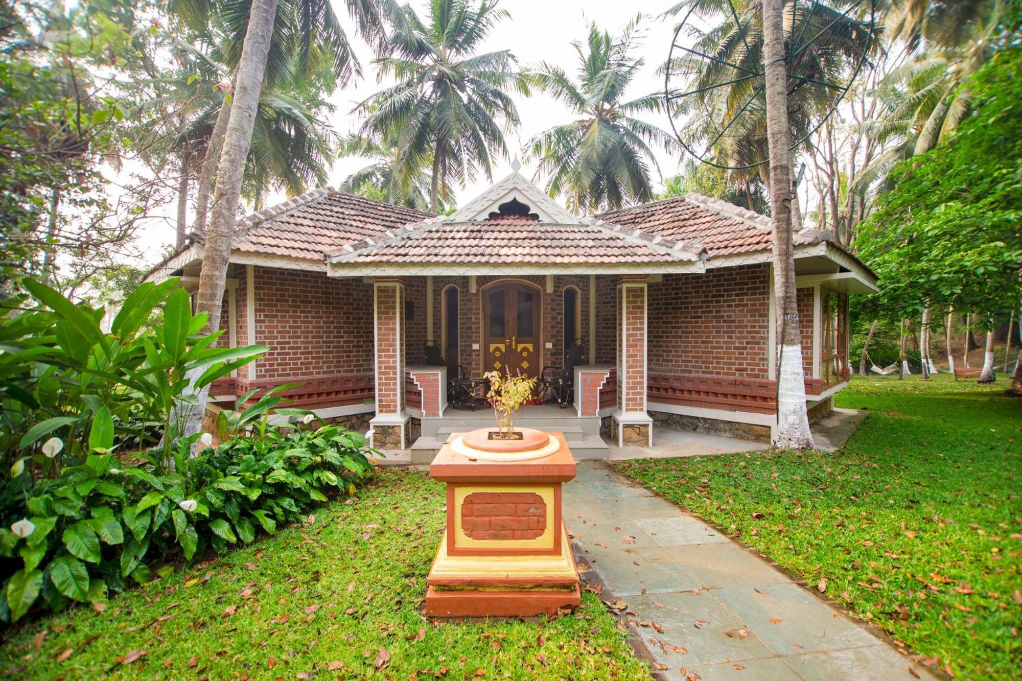 Kairali - The Ayurvedic Healing Village Palakkad Exterior photo