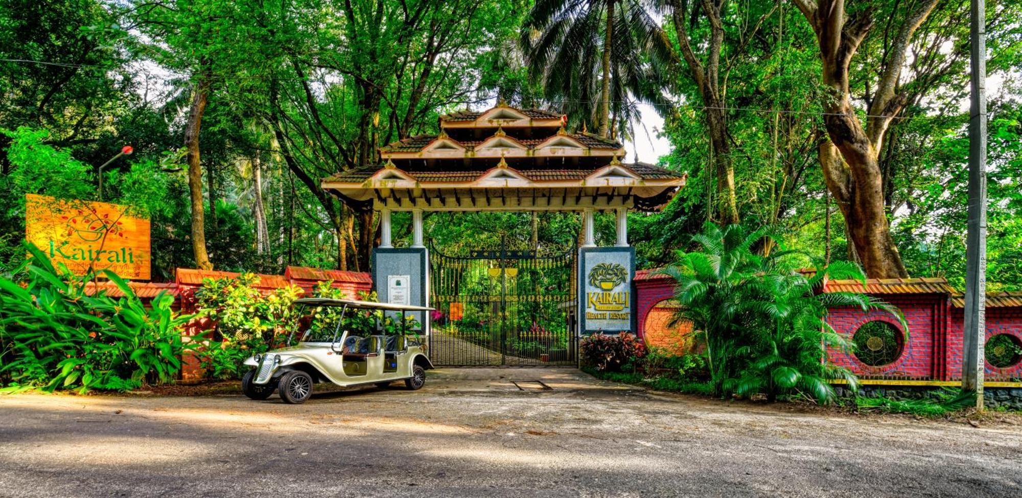 Kairali - The Ayurvedic Healing Village Palakkad Exterior photo