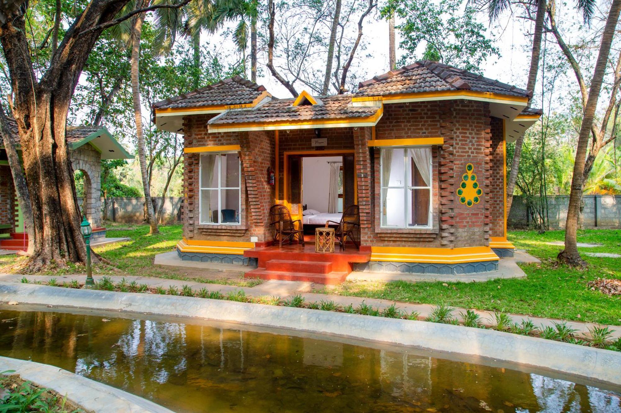 Kairali - The Ayurvedic Healing Village Palakkad Exterior photo