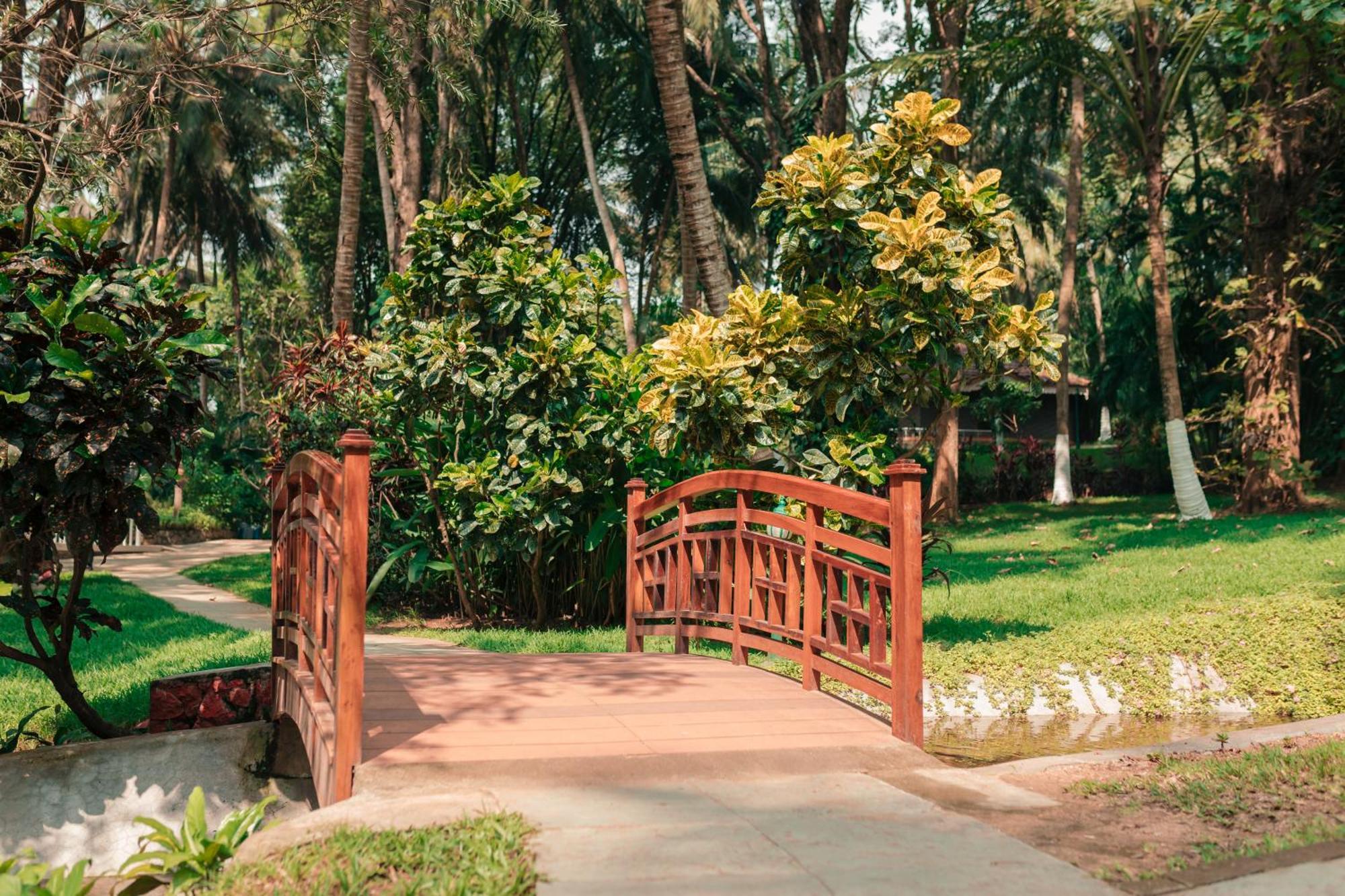 Kairali - The Ayurvedic Healing Village Palakkad Exterior photo